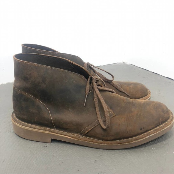 distressed chukka boots